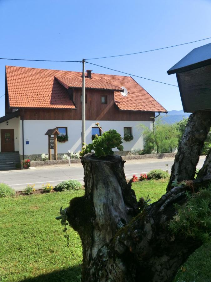 Ethno House Izvor Hotel Vrelo Korenicko Bagian luar foto